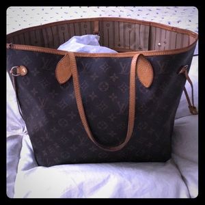 Authentic Louis Vuitton Neverfull mm